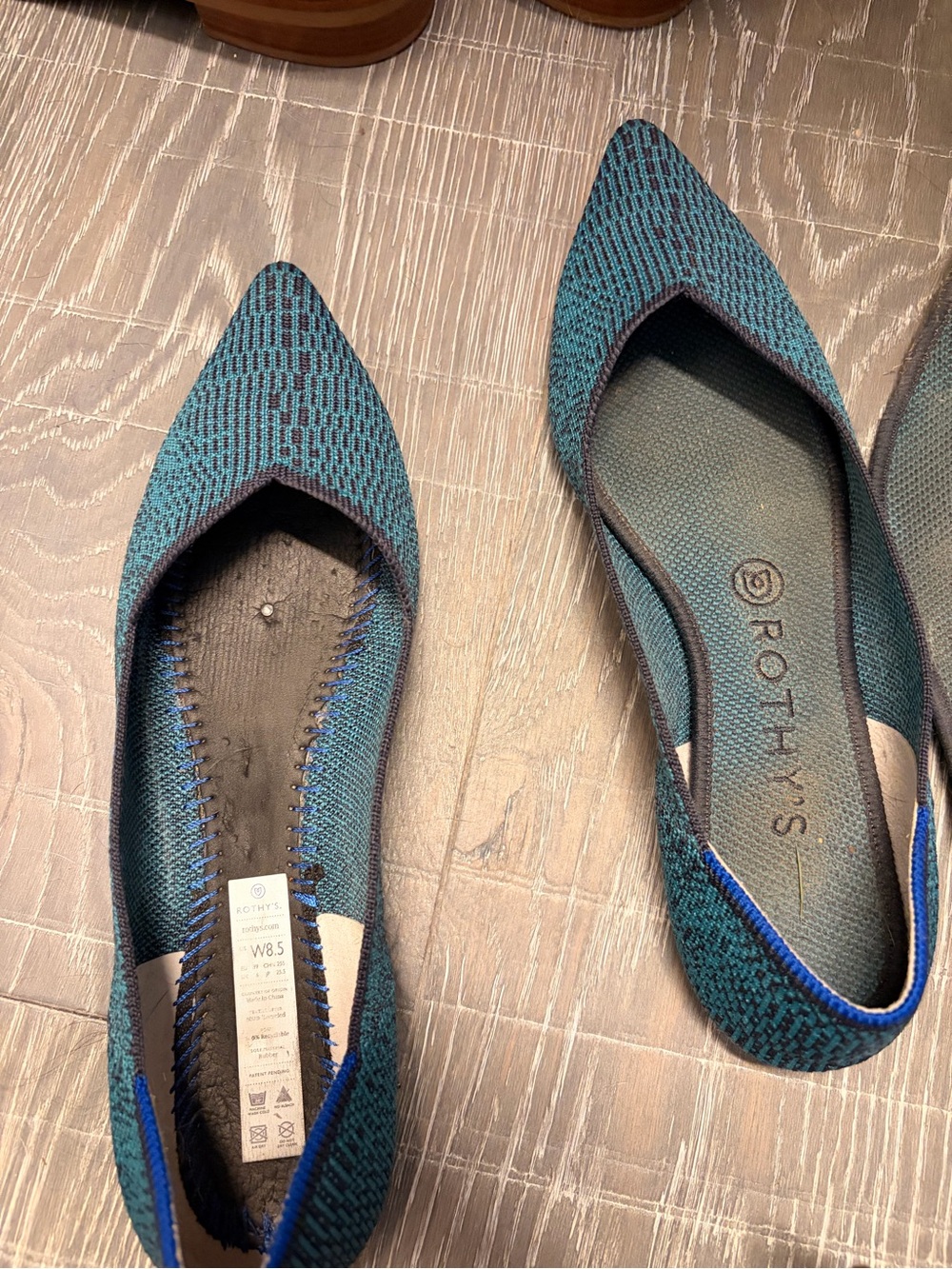 Rothy's Women's Pointed Knit Flats in Teal and Navy